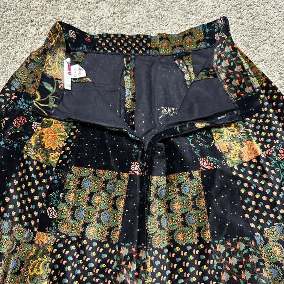 Vintage Century of Boston Union Made Velvet Boho Floral Patchwork Pattern Skirt - Picture 10 of 10
